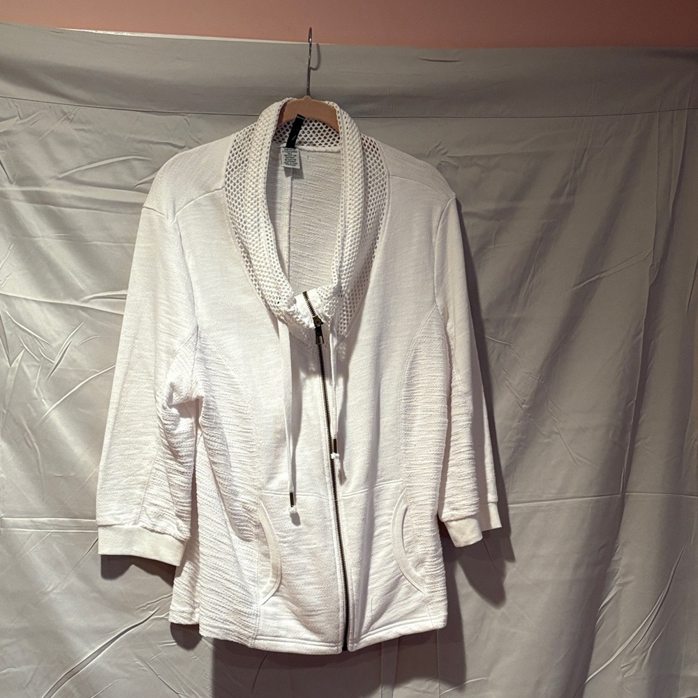 XCVI White Zip-Up Top